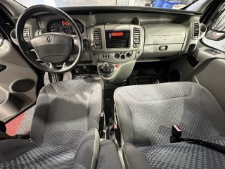 Renault Trafic PASSENGER L1H1 2.0 dCi 115 Expression +ATTELAGE à vendre - Photo 10